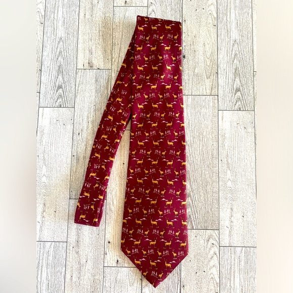 NWT Brooks Brothers Makers Necktie 100%‎ Silk Maroon Deer Winter Made In USA - Picture 1 of 4